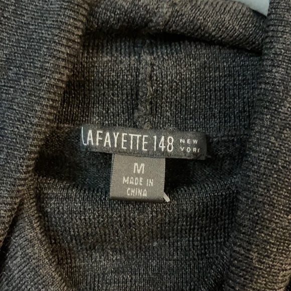 Lafayette 148 New York 100% wool sleeveless turtleneck sweater - Picture 4 of 6